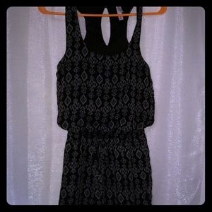 Cute black and white romper!